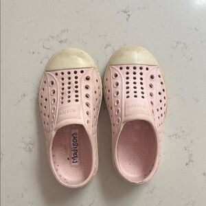 Native Kids Light Pink Water Shoes